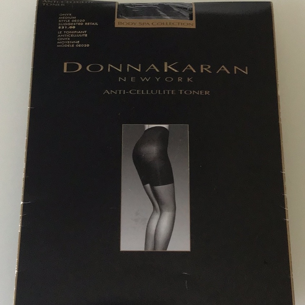 BLACK DONNA KARAN STOCKINGS